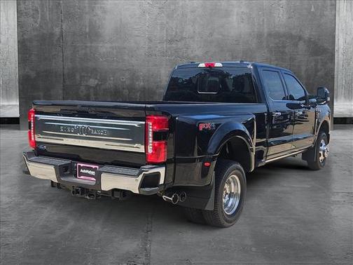 2025 Ford F-350 King Ranch