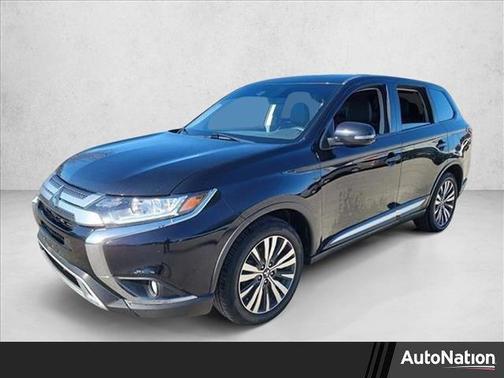 2020 Mitsubishi Outlander SE