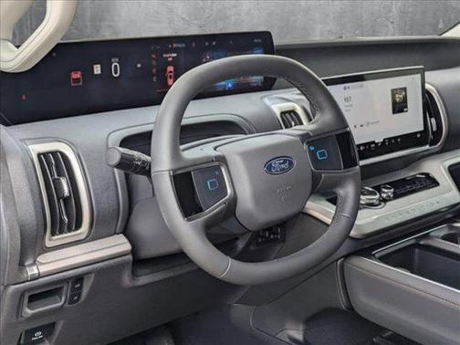2025 Ford Expedition Max Active 4x2
