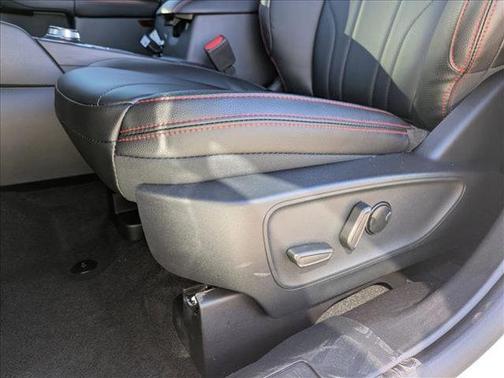 2026 Ford Escape ST-Line Elite