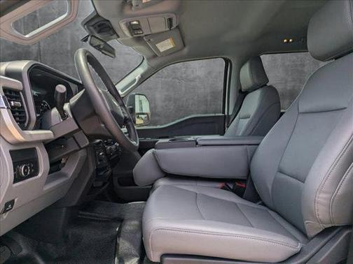 2025 Ford F-250 XL