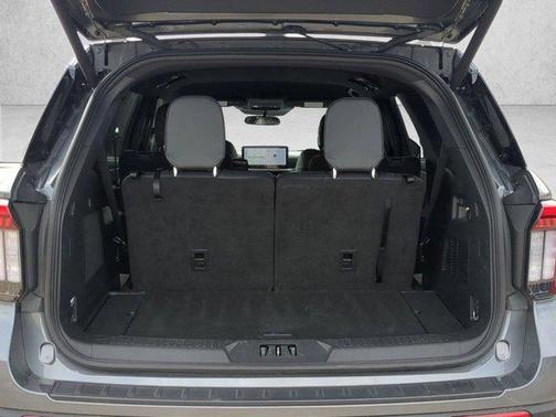 Carbonized Gray Metallic 2025 Ford Explorer ST-Line