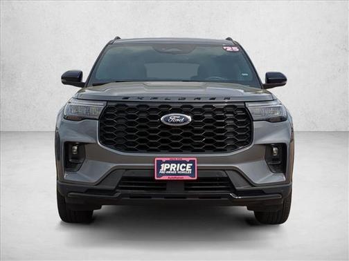 Carbonized Gray Metallic 2025 Ford Explorer ST-Line