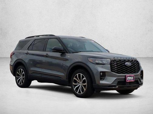 Carbonized Gray Metallic 2025 Ford Explorer ST-Line