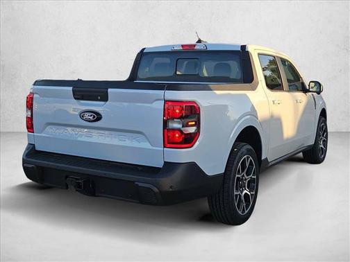Space White Metallic 2026 Ford Maverick Lariat