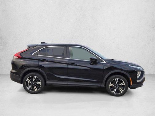 Labrador Black Pearl 2025 Mitsubishi Eclipse Cross SE
