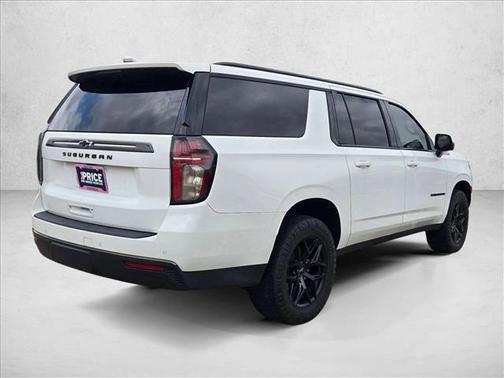 Summit White 2021 Chevrolet Suburban 4WD Z71