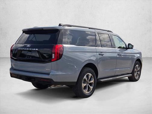 Glacier Gray Metallic Tri-Coat 2027 Ford Expedition Max Active 4x2