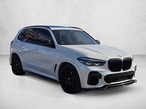 2022 BMW X5 M50i
