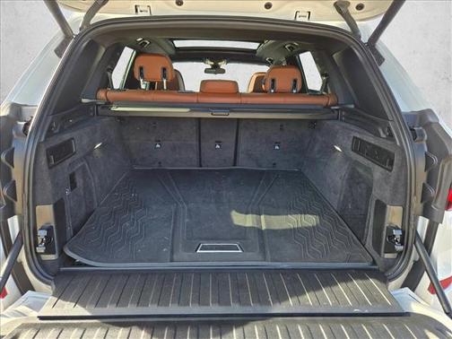 2022 BMW X5 M50i