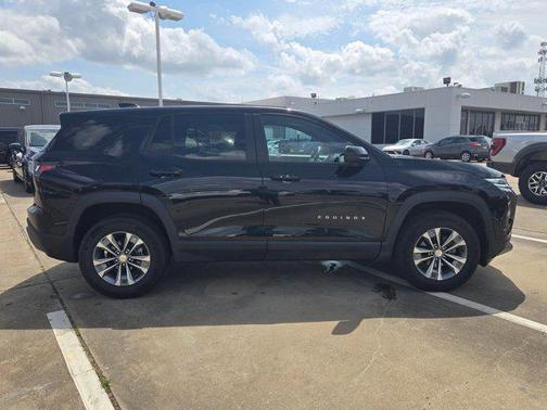 Mosaic Black Metallic 2025 Chevrolet Equinox 1LT