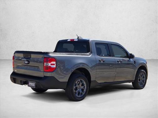 Carbonized Gray Metallic 2025 Ford Maverick XLT