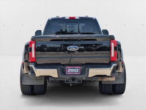 2023 Ford F-350 Lariat