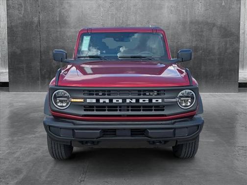 2025 Ford Bronco Base 4 Door 4x4