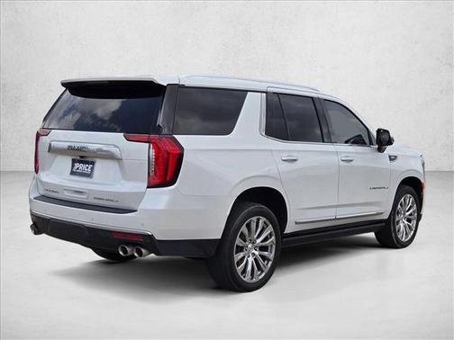 White Frost Tricoat 2022 GMC Yukon Denali