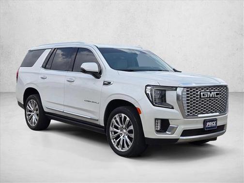 White Frost Tricoat 2022 GMC Yukon Denali