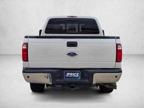 White Platinum Metallic Tri-Coat 2015 Ford F-250 Lariat