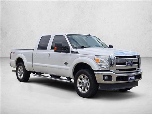 White Platinum Metallic Tri-Coat 2015 Ford F-250 Lariat