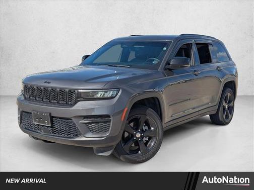 2024 Jeep Grand Cherokee Altitude