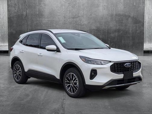 2025 Ford Escape PHEV Base