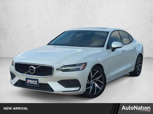 2020 Volvo S60 T5 Momentum