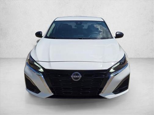 Glacier White 2025 Nissan Altima SV FWD