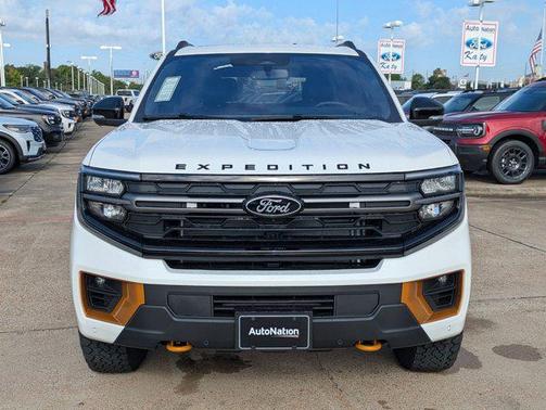2025 Ford Expedition Tremor