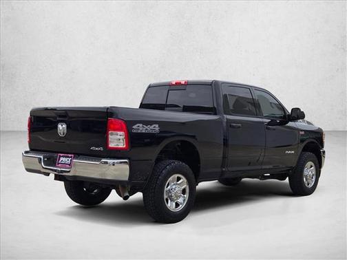 Diamond Black Crystal Pearlcoat 2021 RAM 2500 Tradesman Crew Cab 4x4 6'4' Box