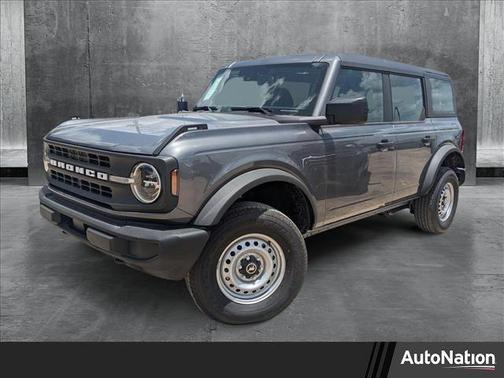 2025 Ford Bronco Base 4 Door 4x4