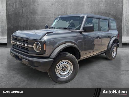 2025 Ford Bronco Base 4 Door 4x4