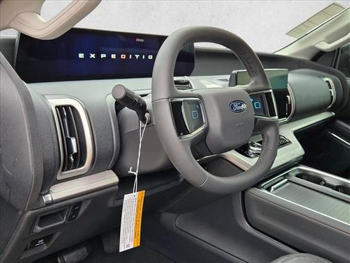 2025 Ford Expedition Max Active 4x2