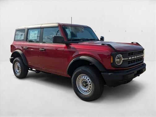 2025 Ford Bronco Base 4 Door 4x4