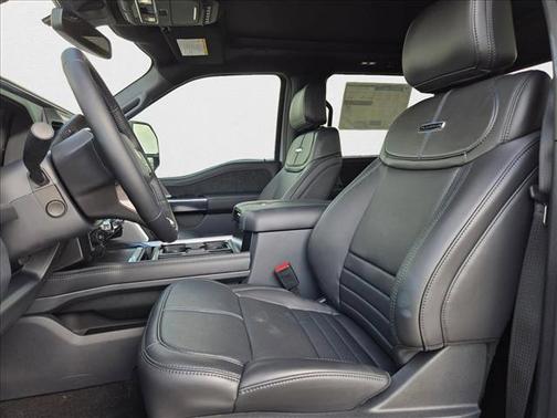 2025 Ford F-250 Platinum