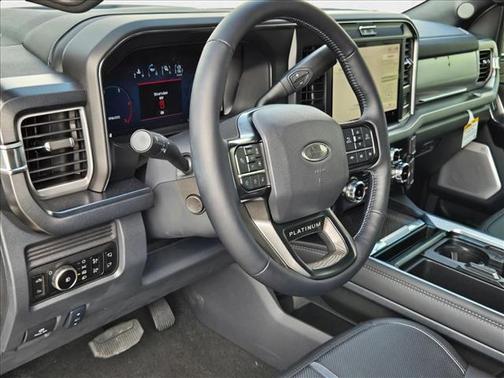 2025 Ford F-250 Platinum