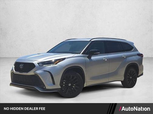 Celestial Silver Metallic 2025 Toyota Highlander XSE