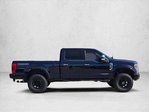 2022 Ford F-350 Platinum