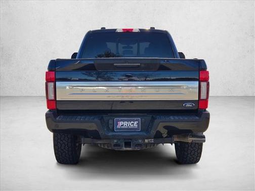 2022 Ford F-350 Platinum