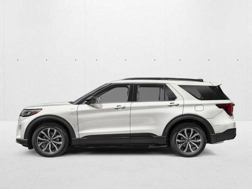 Star White Metallic Tri-Coat 2026 Ford Explorer ST-Line