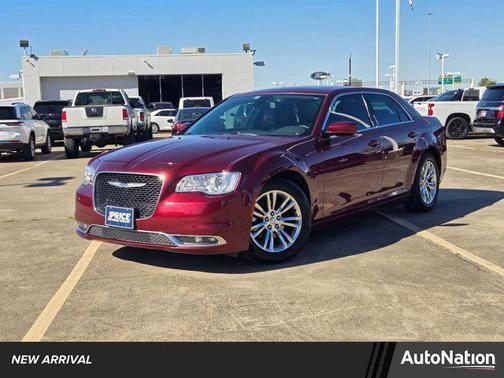 2018 Chrysler 300 Touring