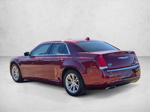 2018 Chrysler 300 Touring