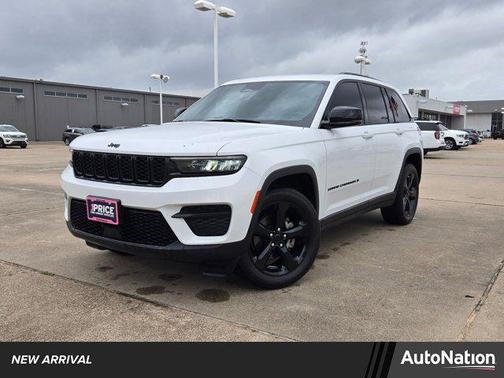 2022 Jeep Grand Cherokee Altitude