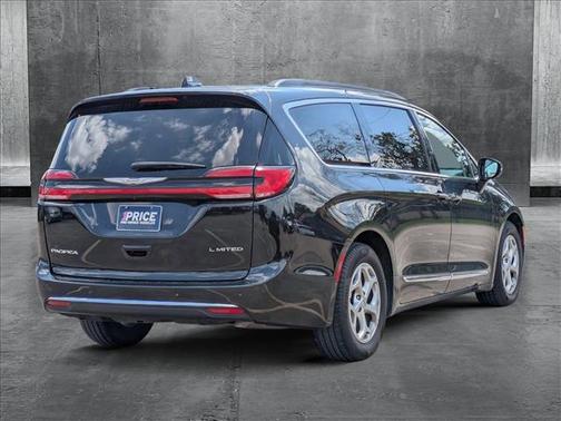 2023 Chrysler Pacifica Limited