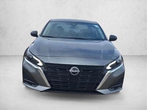 Gun Metallic 2025 Nissan Altima SV FWD