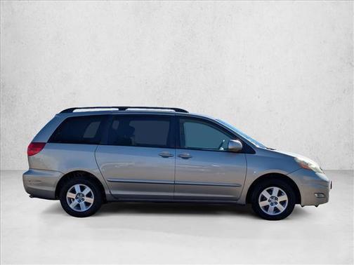 2006 Toyota Sienna XLE