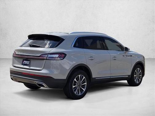 Ceramic Pearl Metallic Tinted Clearcoat 2022 Lincoln Nautilus Reserve