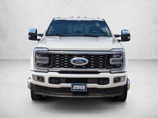 2025 Ford F-450 Platinum