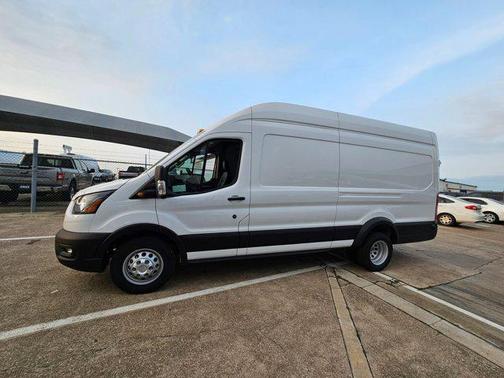2025 Ford Transit-350 Base