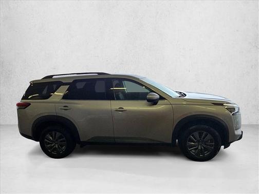 Brilliant Silver Metallic 2025 Nissan Pathfinder SV FWD
