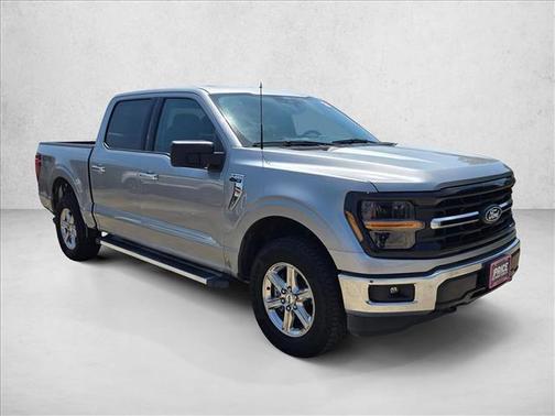 Iconic Silver Metallic 2025 Ford F-150 XLT