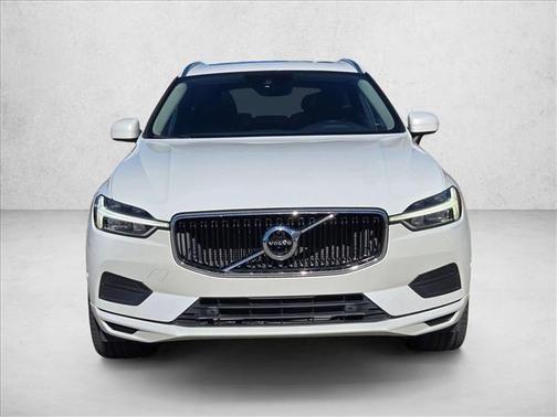 2018 Volvo XC60 T5 Momentum